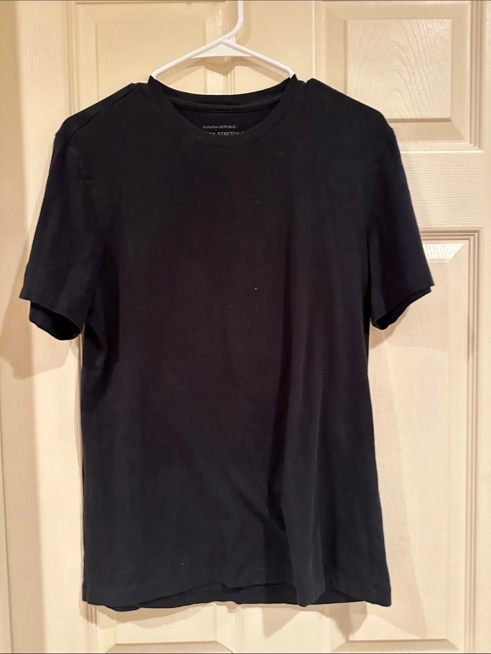 Banana Republic Black Short Sleeve Crew Neck Tee